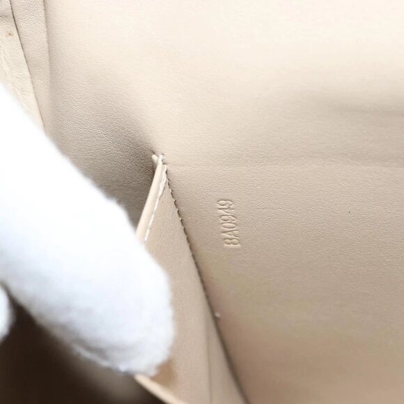 LOUIS VUITTON Monogram Vernis Thompson Street Bag Beige